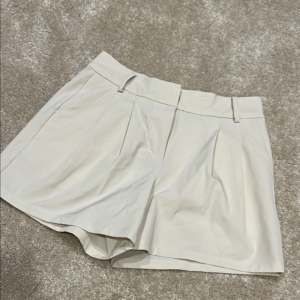 CALIA by Carrie Underwood Tan Athletic Shorts High-Waisted Pleated